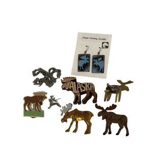 Lot Of Vintage Moose Jewelry Pins Brooch Pendents Earrings